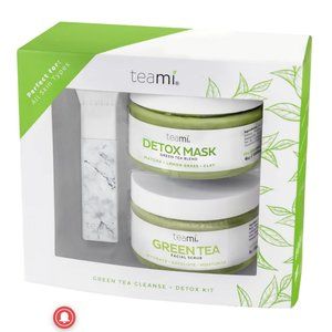 NWT 🛍 Teami Green Tea Clease + Detox Kit